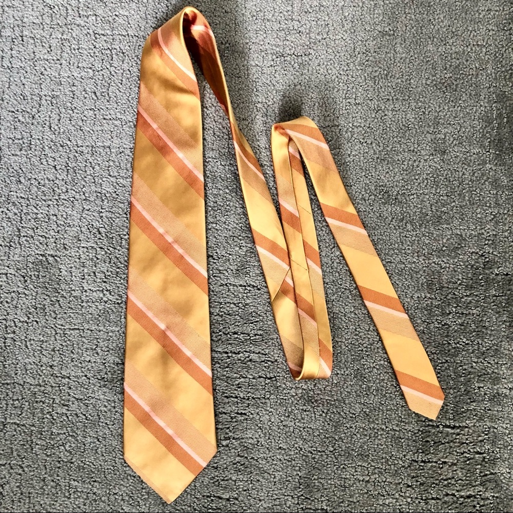 Vintage EXPRESS Gold Stripe Necktie 100% Italian Silk